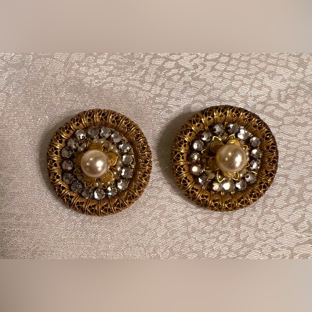 Signed Eugene Vintage Clip Earrings Euc - image 1